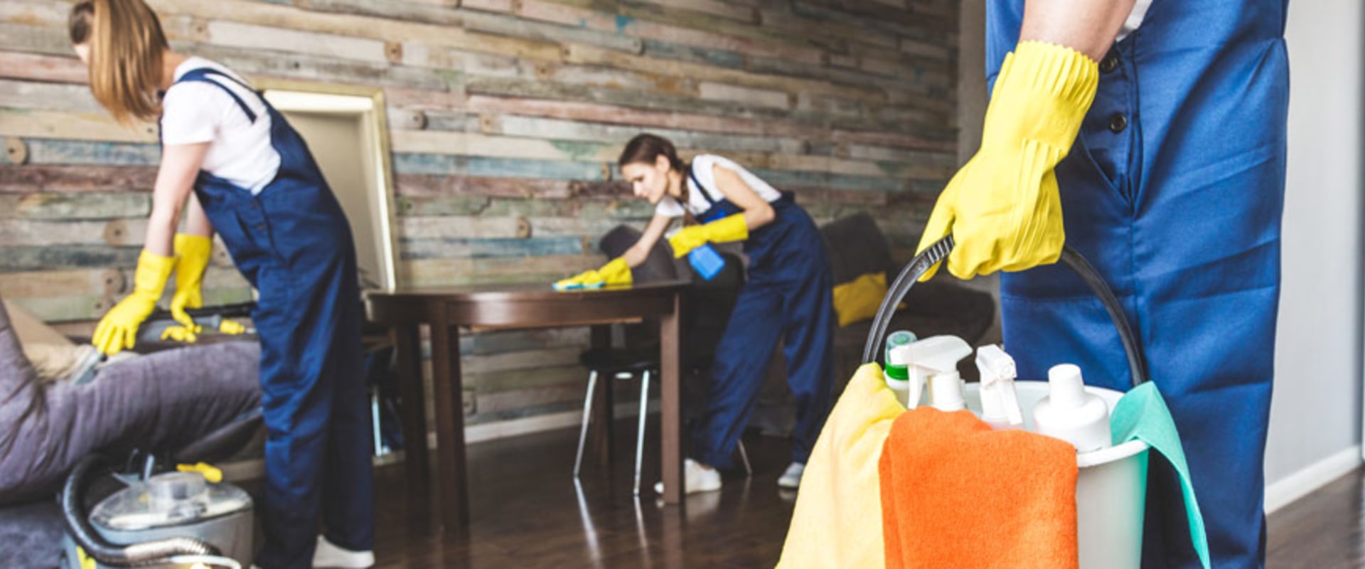 The Ultimate Guide to Choosing The Best Cleaner For Your Sydney Business's Hardwood Flooring